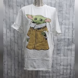 NWT*Baby Yoda Graphic T-Shirt, Size XL